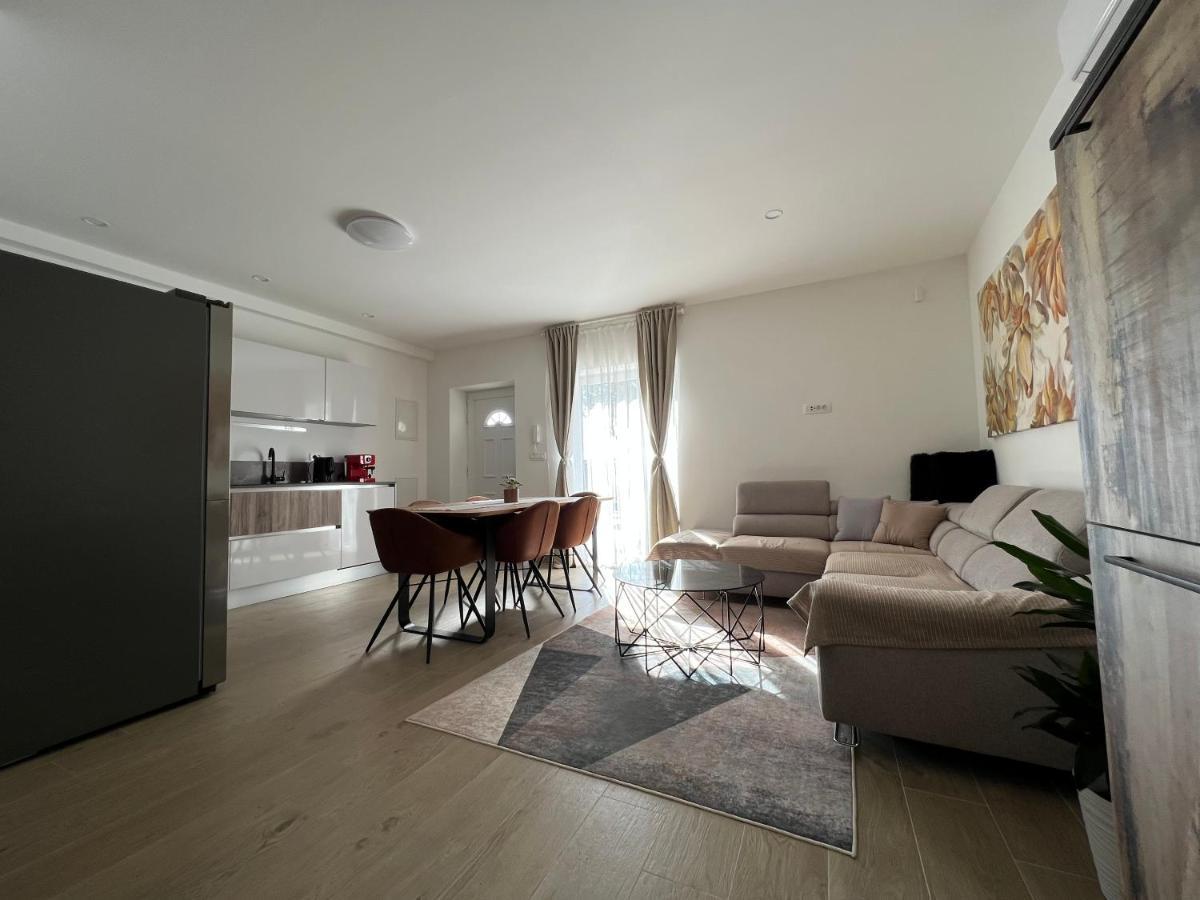 Villa Maci Kaštela 外观 照片